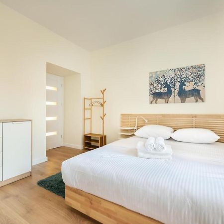 Ochota Sunny Apartment Varšava Exteriér fotografie