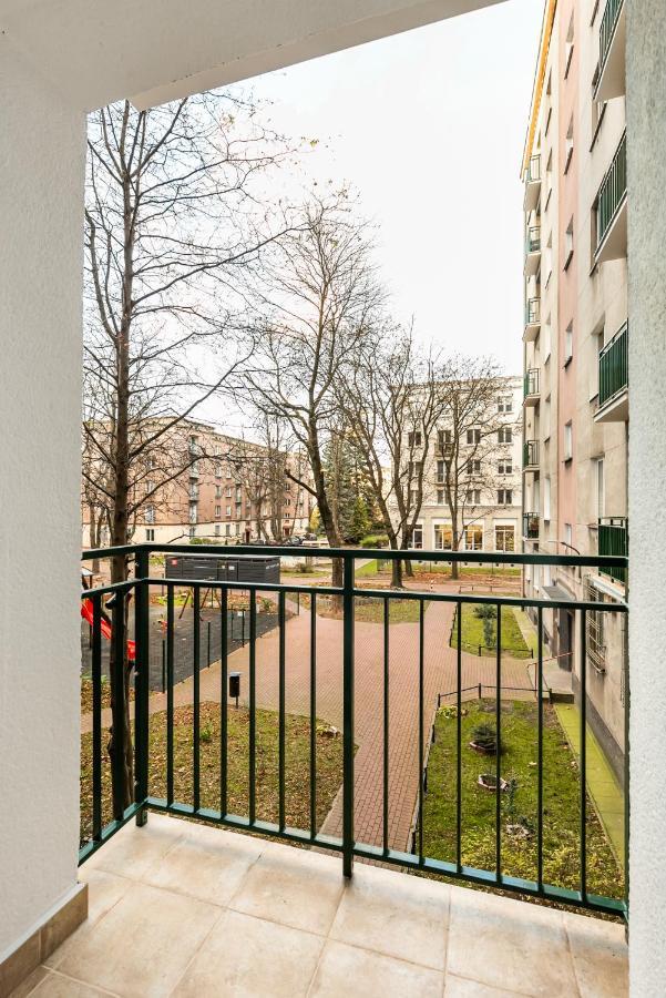Ochota Sunny Apartment Varšava Exteriér fotografie