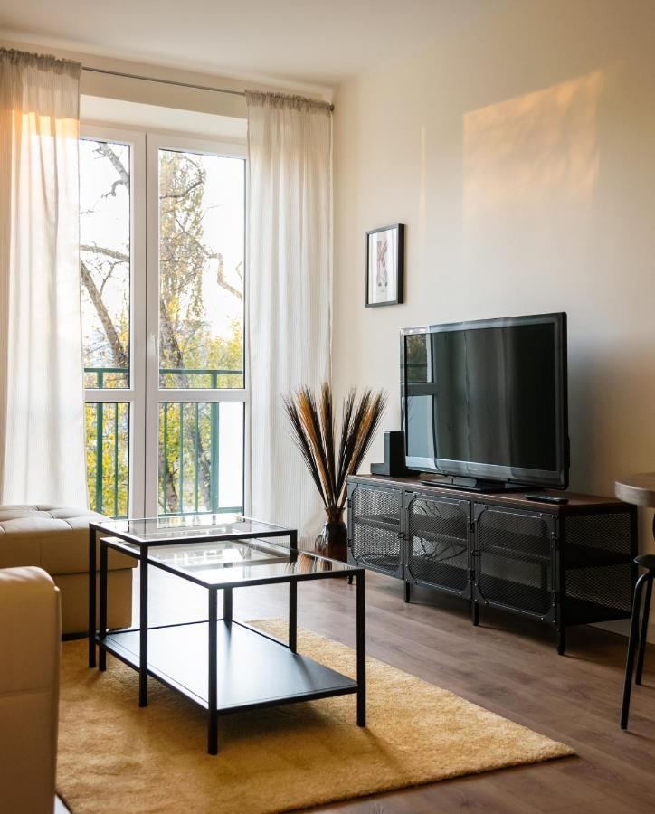 Ochota Sunny Apartment Varšava Exteriér fotografie